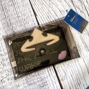 Disney’s Sleeping Beauty Dual Clutch